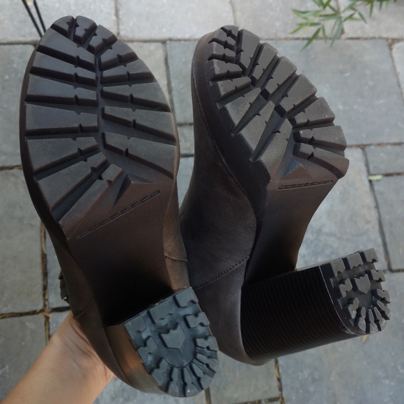 Grey Booties - Picture 3 of 3